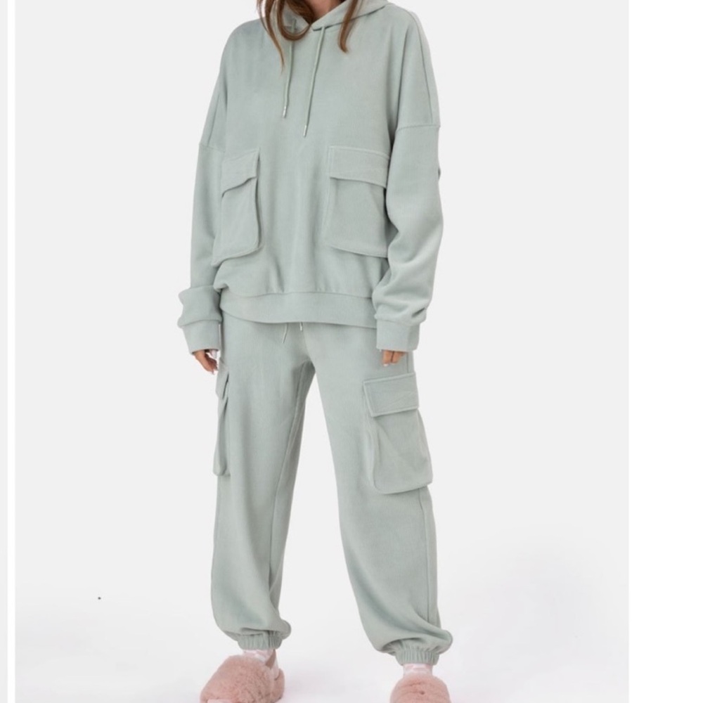 ✨ ADIKA ✨ Biggie Oversized Sweatshirt Hoodie Light Green Soft Corduroy